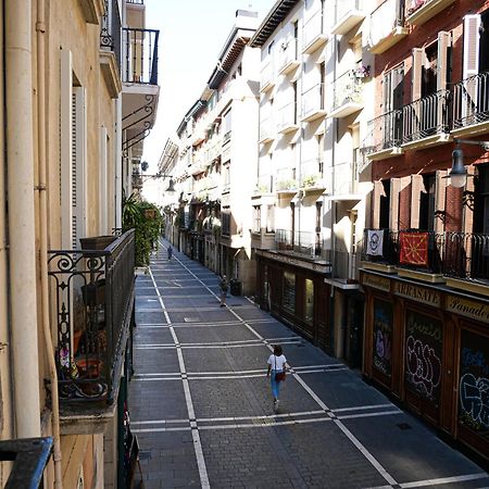 Espacioso Apartamento En El Centro De Pamplona Dış mekan fotoğraf