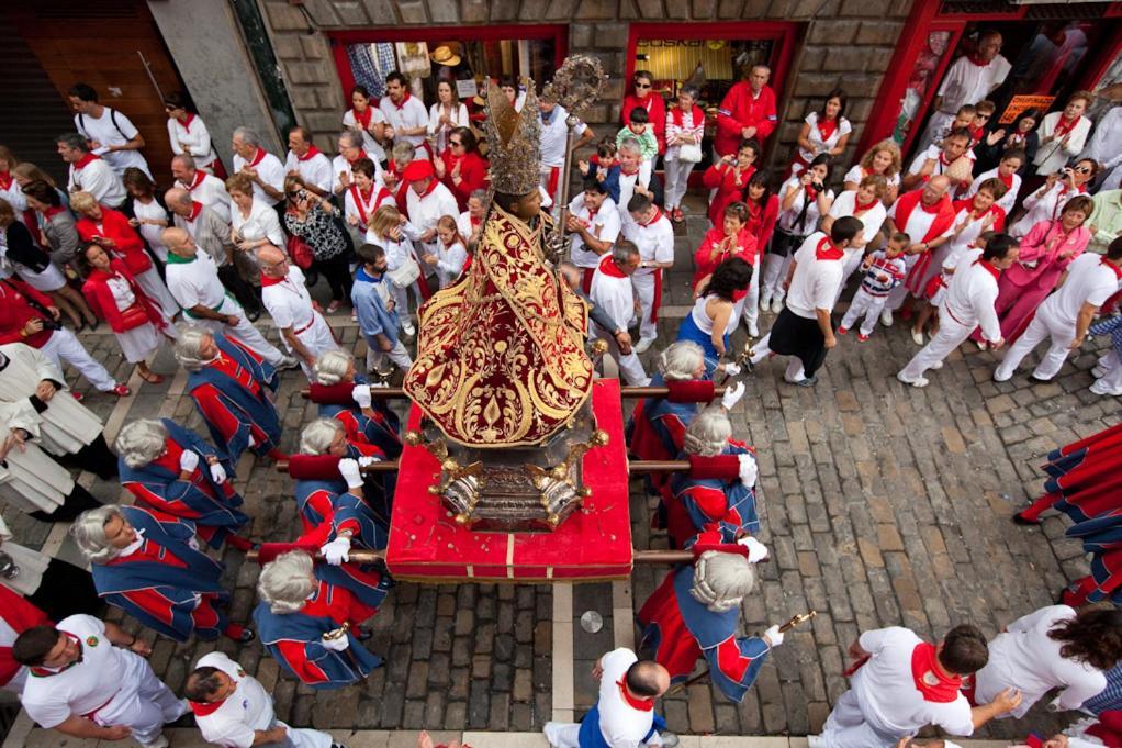 Espacioso Apartamento En El Centro De Pamplona Dış mekan fotoğraf
